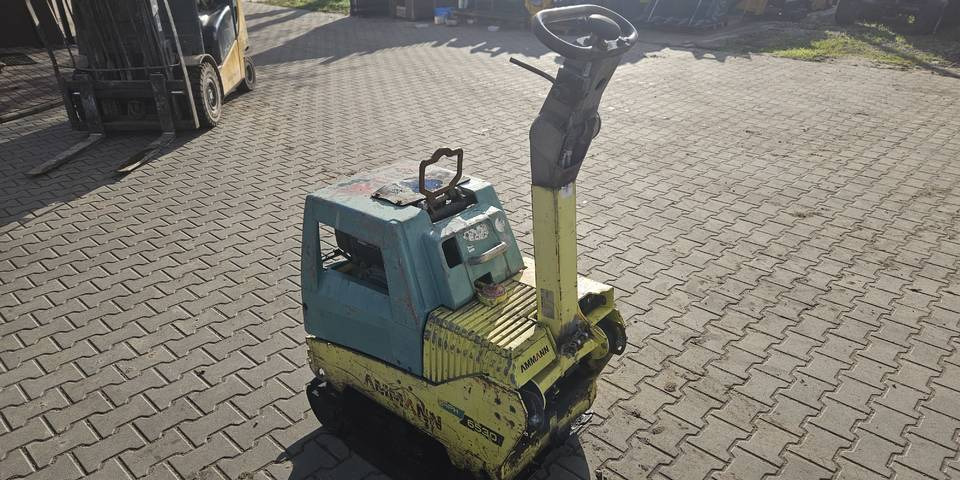 Zagęszczarka Ammann APH 6530 540 kg 2014 500 - Trilplaat: afbeelding 4 Zagęszczarka Ammann APH 6530 540 kg 2014 500 - Trilplaat: afbeelding 4