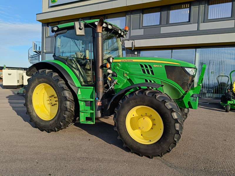 John Deere 6140R - Tractor: afbeelding 1 John Deere 6140R - Tractor: afbeelding 1