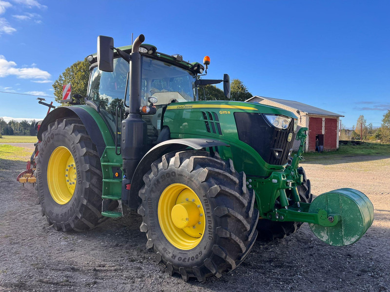 John Deere 6215R Autopowr - Tractor: afbeelding 1 John Deere 6215R Autopowr - Tractor: afbeelding 1