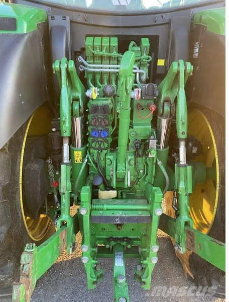 John Deere 6215R - Tractor: afbeelding 5 John Deere 6215R - Tractor: afbeelding 5