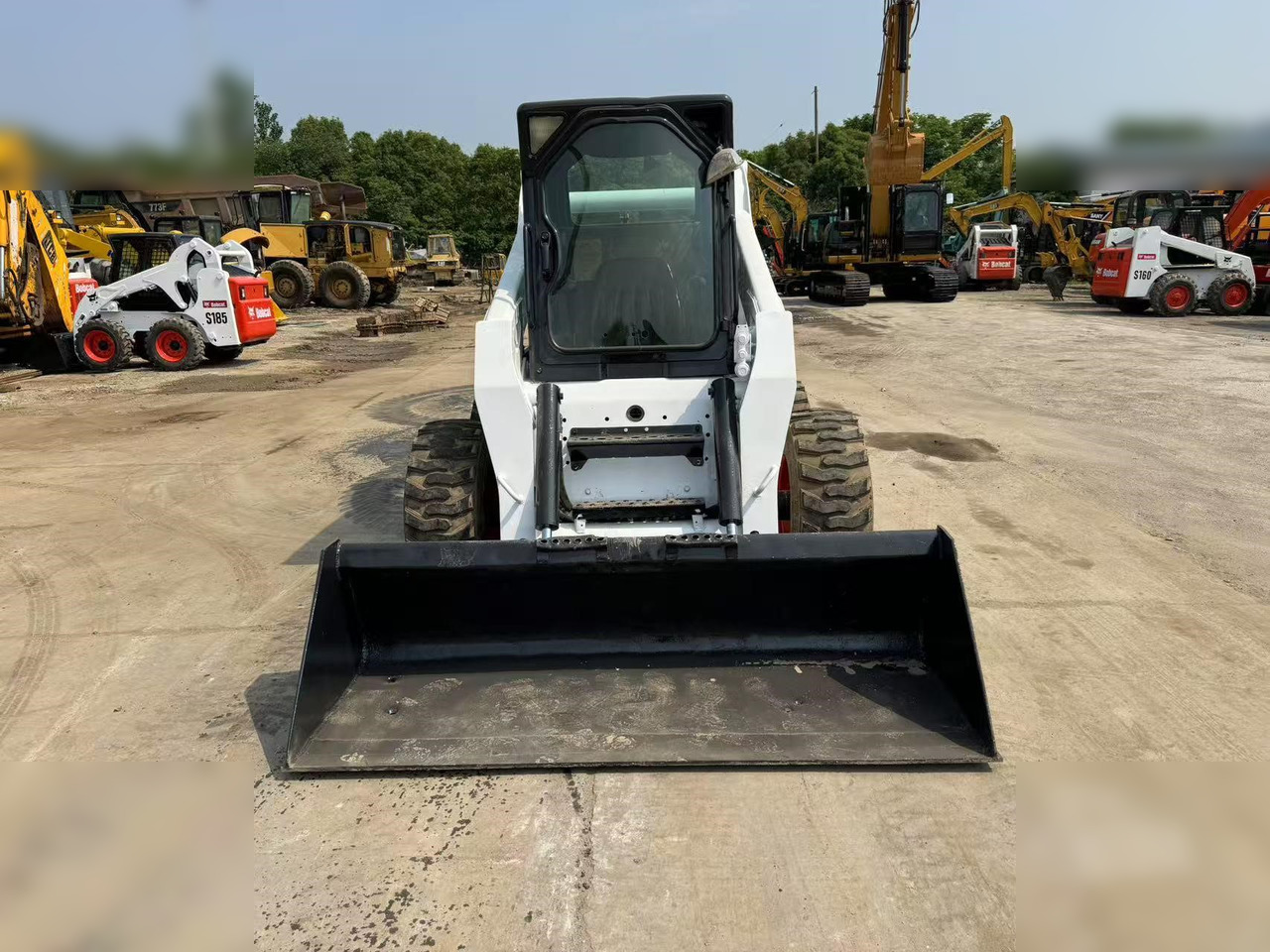 BOBCAT S300 - Schranklader: afbeelding 2 BOBCAT S300 - Schranklader: afbeelding 2