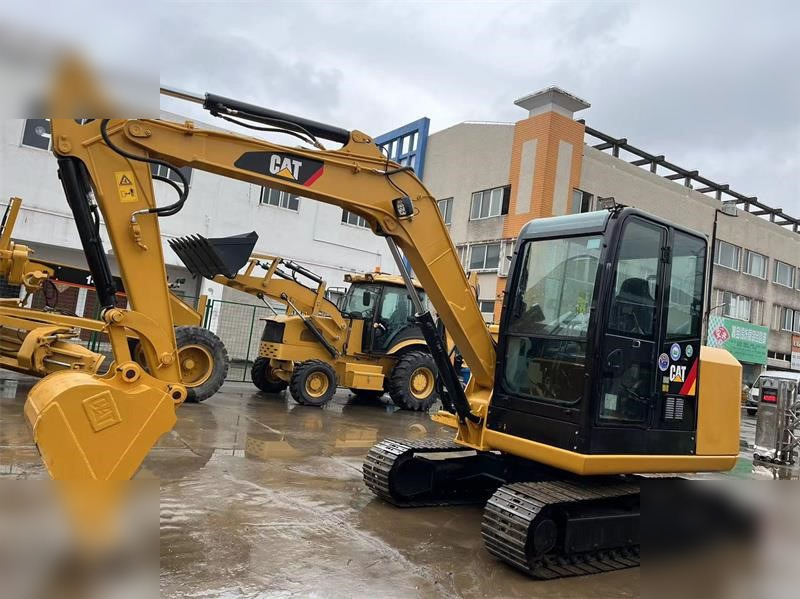 CATERPILLAR 305.5E2 - Minigraafmachine: afbeelding 2 CATERPILLAR 305.5E2 - Minigraafmachine: afbeelding 2