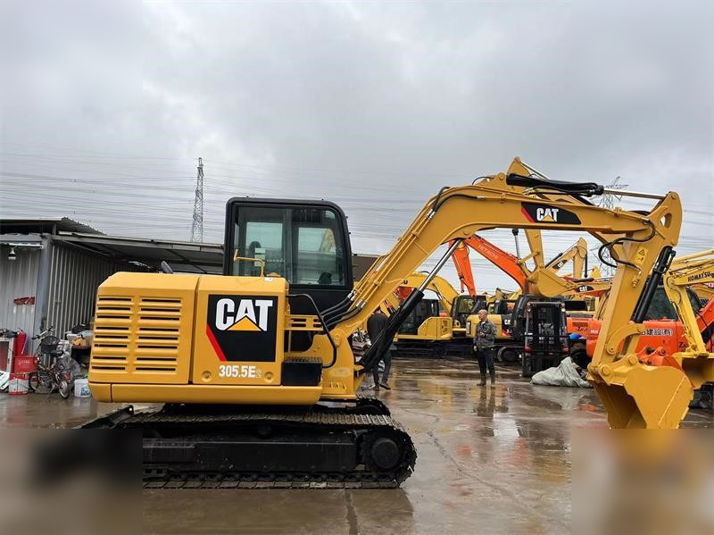 CATERPILLAR 305.5E2 - Minigraafmachine: afbeelding 1 CATERPILLAR 305.5E2 - Minigraafmachine: afbeelding 1