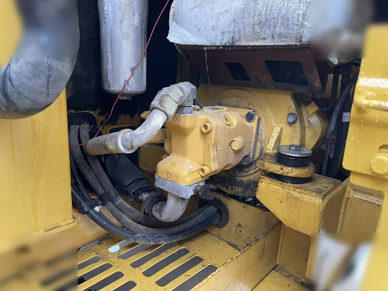 CATERPILLAR 305.5E2 - Minigraafmachine: afbeelding 3 CATERPILLAR 305.5E2 - Minigraafmachine: afbeelding 3