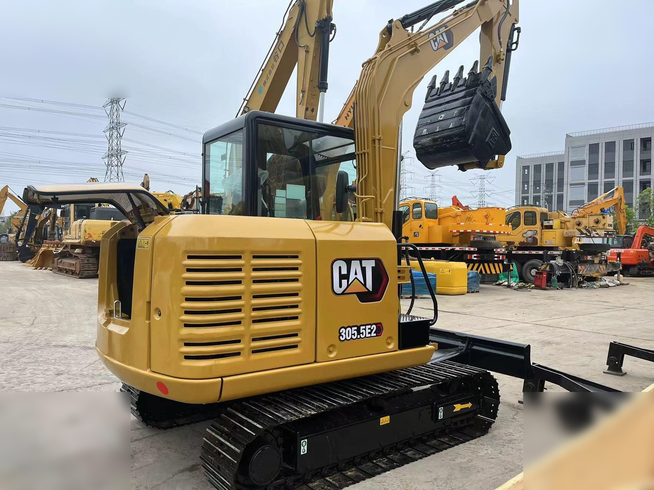 CATERPILLAR 305.5E2 - Minigraafmachine: afbeelding 2 CATERPILLAR 305.5E2 - Minigraafmachine: afbeelding 2