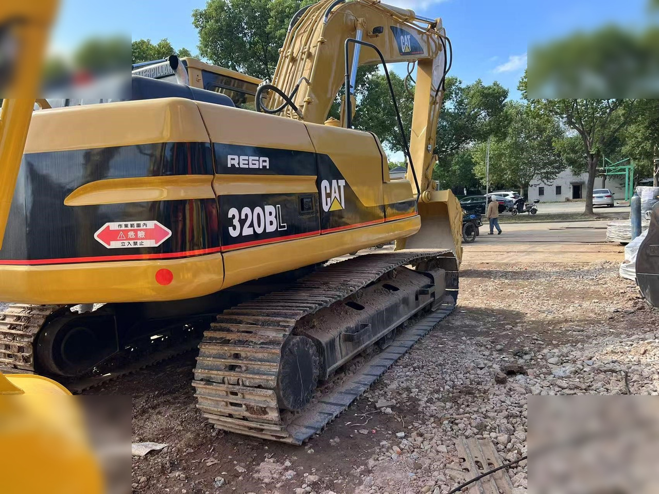 CATERPILLAR 320BL - Rupsgraafmachine: afbeelding 3 CATERPILLAR 320BL - Rupsgraafmachine: afbeelding 3