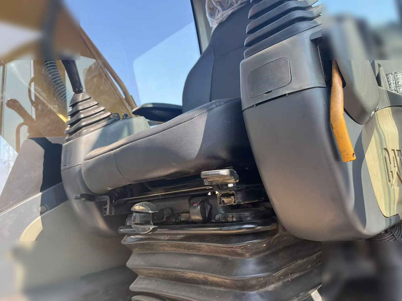 CATERPILLAR 320D - Rupsgraafmachine: afbeelding 4 CATERPILLAR 320D - Rupsgraafmachine: afbeelding 4