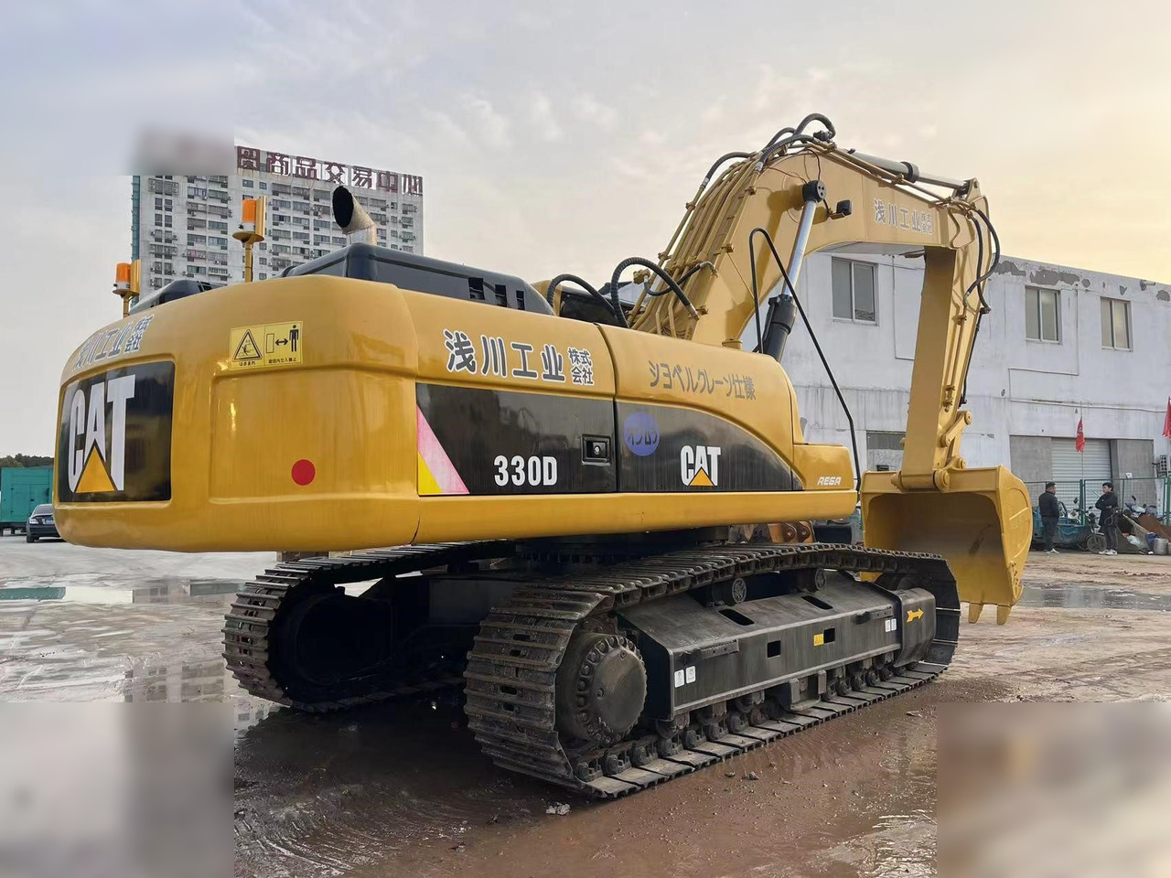 CATERPILLAR 330D - Rupsgraafmachine: afbeelding 1 CATERPILLAR 330D - Rupsgraafmachine: afbeelding 1
