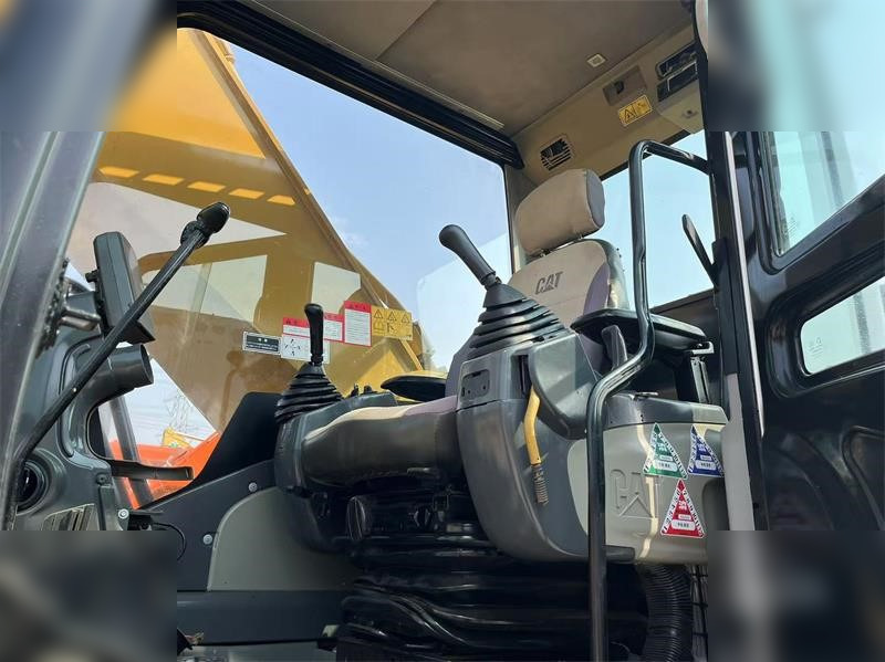 CATERPILLAR 330D - Rupsgraafmachine: afbeelding 3 CATERPILLAR 330D - Rupsgraafmachine: afbeelding 3