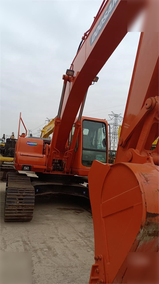 DOOSAN DH220 LC-7 - Rupsgraafmachine: afbeelding 2 DOOSAN DH220 LC-7 - Rupsgraafmachine: afbeelding 2