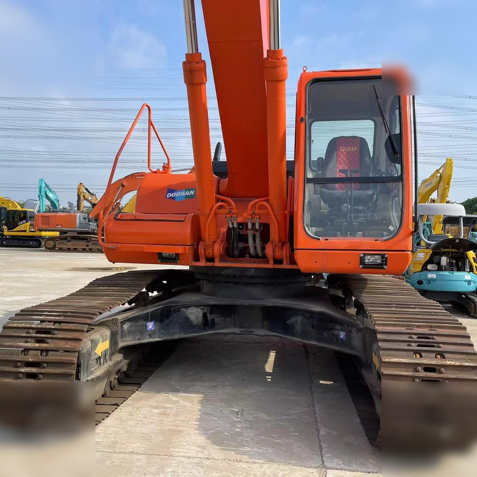 DOOSAN DH300 LC-7 - Rupsgraafmachine: afbeelding 4 DOOSAN DH300 LC-7 - Rupsgraafmachine: afbeelding 4