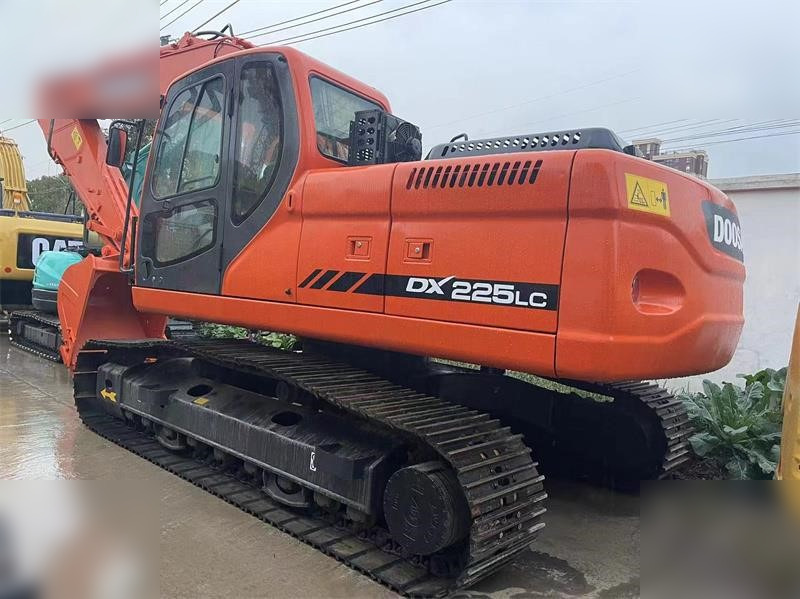 DOOSAN DX225 LC-5 - Rupsgraafmachine: afbeelding 1 DOOSAN DX225 LC-5 - Rupsgraafmachine: afbeelding 1