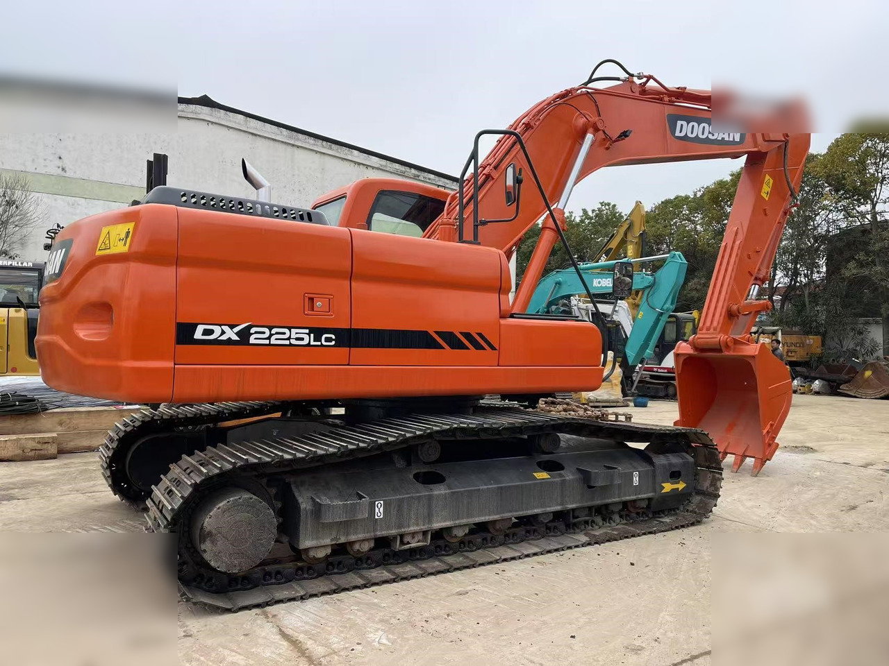 DOOSAN DX225 LC - Rupsgraafmachine: afbeelding 3 DOOSAN DX225 LC - Rupsgraafmachine: afbeelding 3