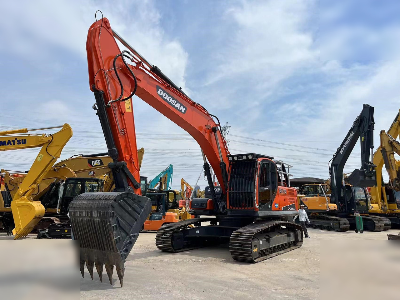 DOOSAN DX300 LC-9C - Rupsgraafmachine: afbeelding 3 DOOSAN DX300 LC-9C - Rupsgraafmachine: afbeelding 3