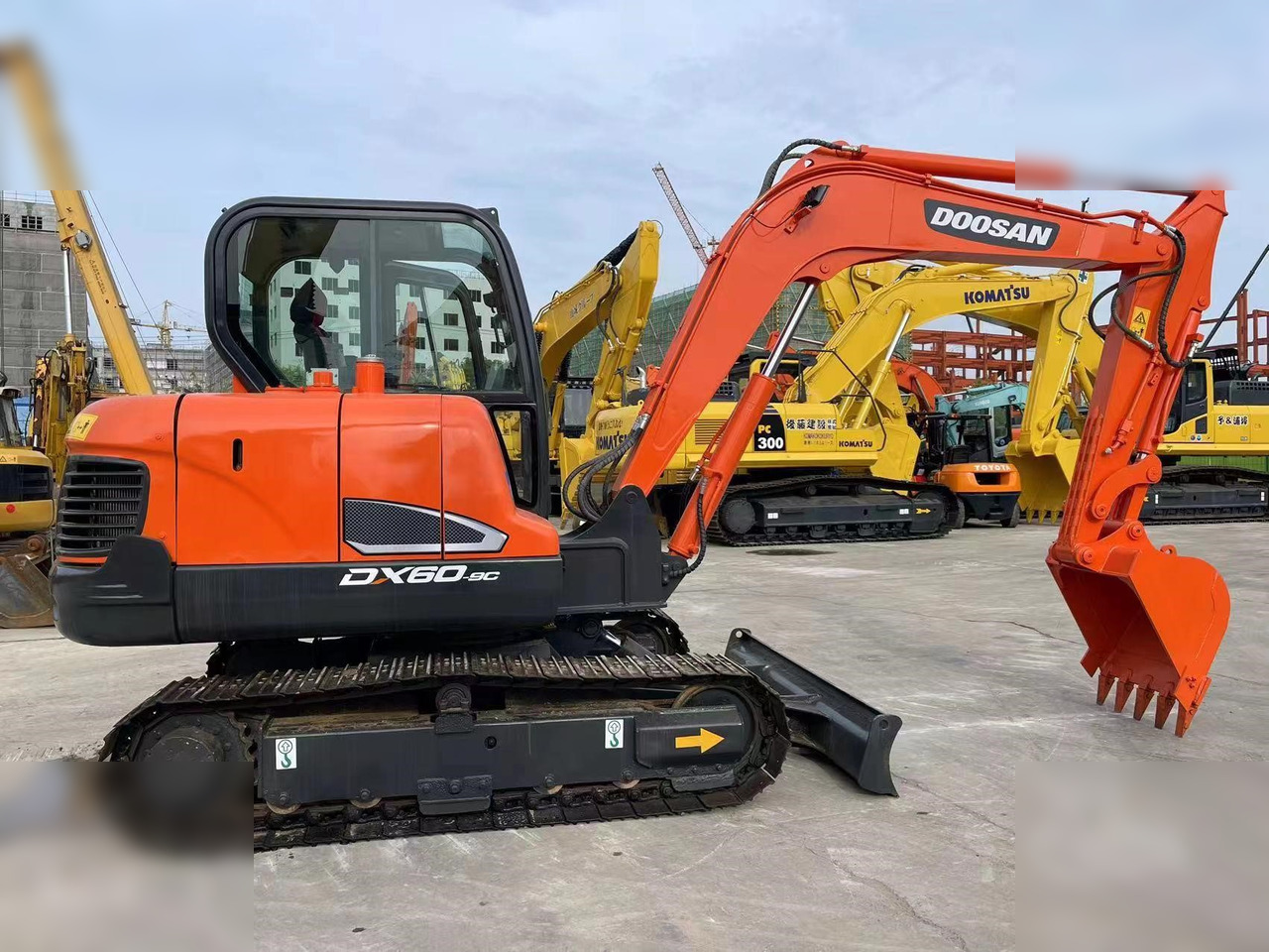 DOOSAN DX60-9C - Rupsgraafmachine: afbeelding 1 DOOSAN DX60-9C - Rupsgraafmachine: afbeelding 1
