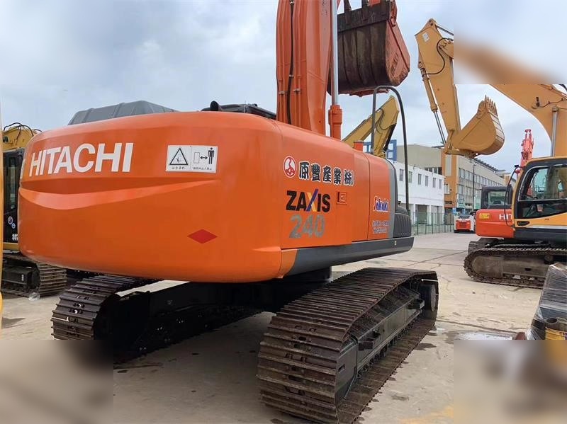 HITACHI ZX240-3 - Rupsgraafmachine: afbeelding 1 HITACHI ZX240-3 - Rupsgraafmachine: afbeelding 1
