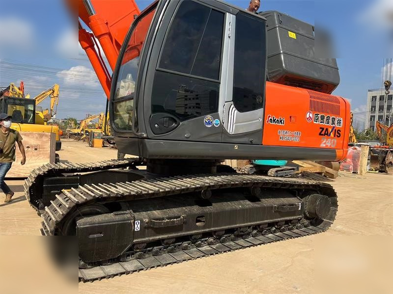 HITACHI ZX240 - Rupsgraafmachine: afbeelding 4 HITACHI ZX240 - Rupsgraafmachine: afbeelding 4