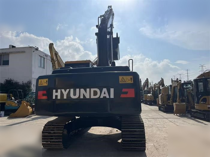 HYUNDAI HX220HD - Rupsgraafmachine: afbeelding 2 HYUNDAI HX220HD - Rupsgraafmachine: afbeelding 2
