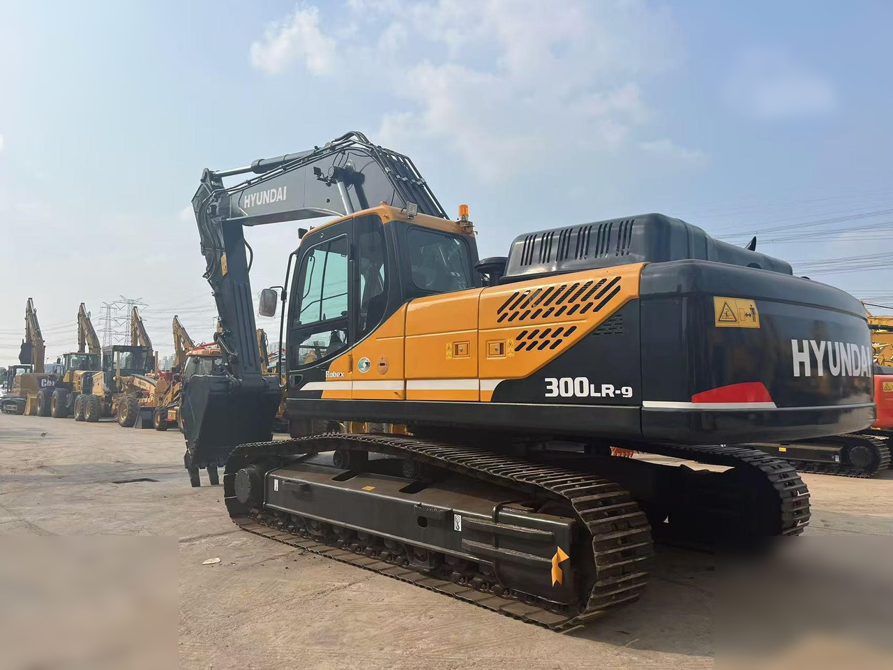 HYUNDAI HX300 LR - Rupsgraafmachine: afbeelding 4 HYUNDAI HX300 LR - Rupsgraafmachine: afbeelding 4