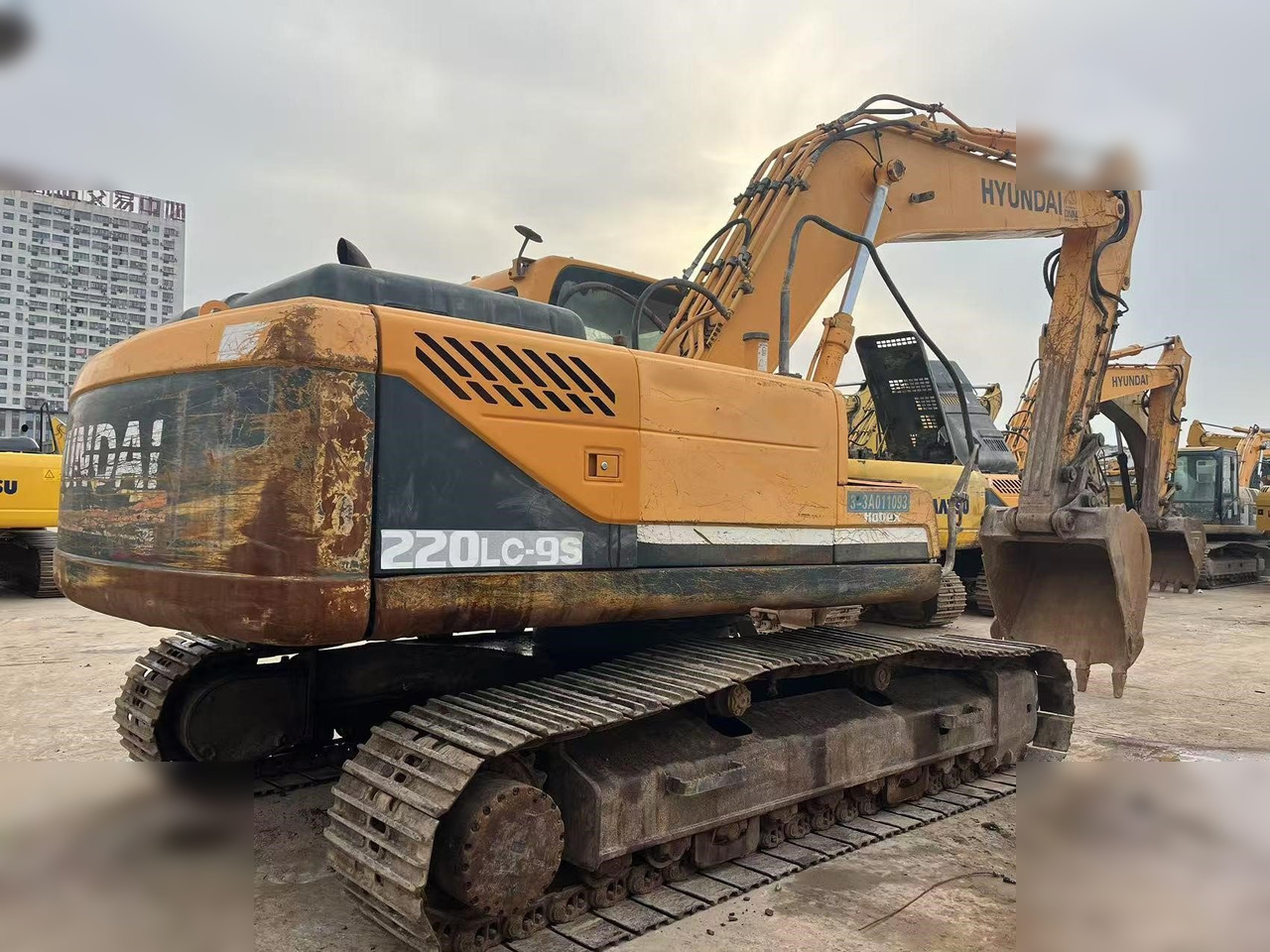 HYUNDAI ROBEX 220 LC-9S - Rupsgraafmachine: afbeelding 4 HYUNDAI ROBEX 220 LC-9S - Rupsgraafmachine: afbeelding 4