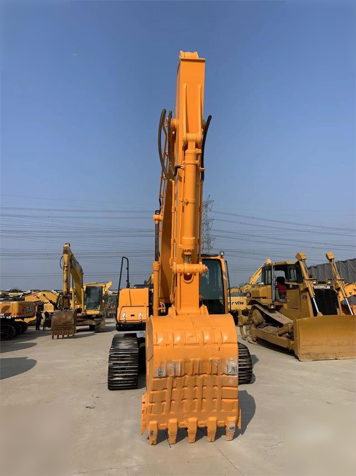 HYUNDAI ROBEX 220 LC-9S - Rupsgraafmachine: afbeelding 2 HYUNDAI ROBEX 220 LC-9S - Rupsgraafmachine: afbeelding 2