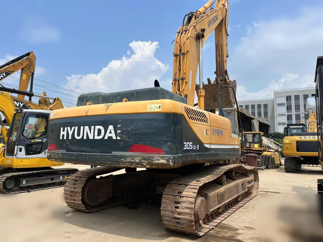 HYUNDAI ROBEX 305 LC-9T - Rupsgraafmachine: afbeelding 3 HYUNDAI ROBEX 305 LC-9T - Rupsgraafmachine: afbeelding 3