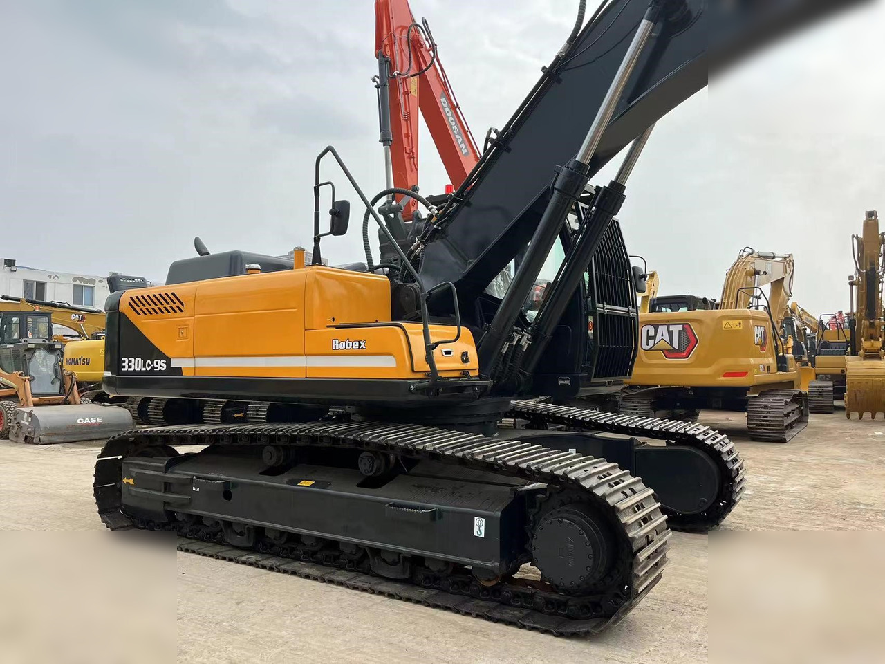 Rupsgraafmachine HYUNDAI ROBEX 330 LC-9S: afbeelding 7 Rupsgraafmachine HYUNDAI ROBEX 330 LC-9S: afbeelding 7