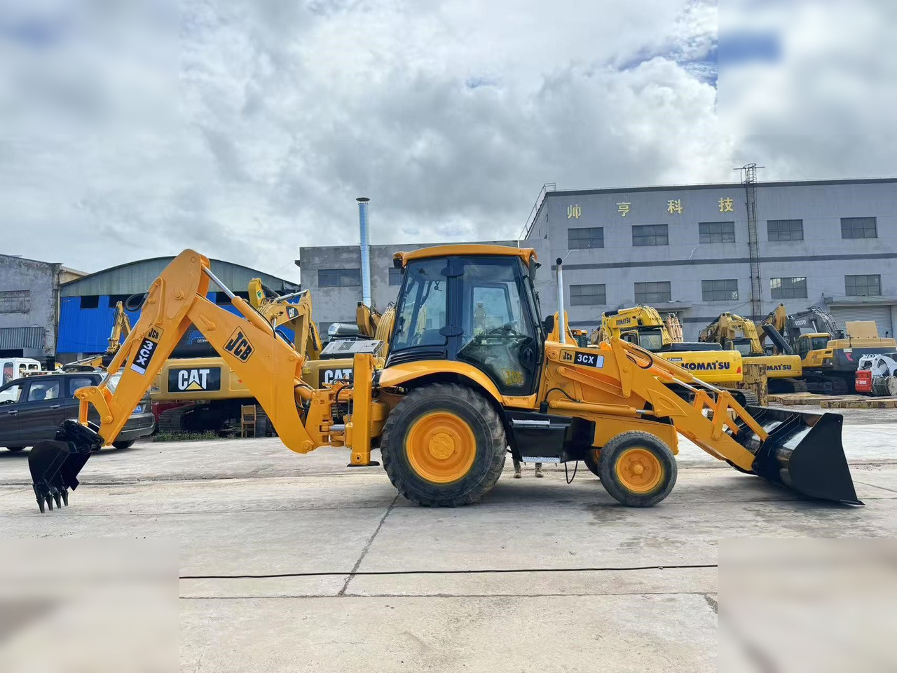 JCB 3CX - Graaflaadmachine: afbeelding 1 JCB 3CX - Graaflaadmachine: afbeelding 1