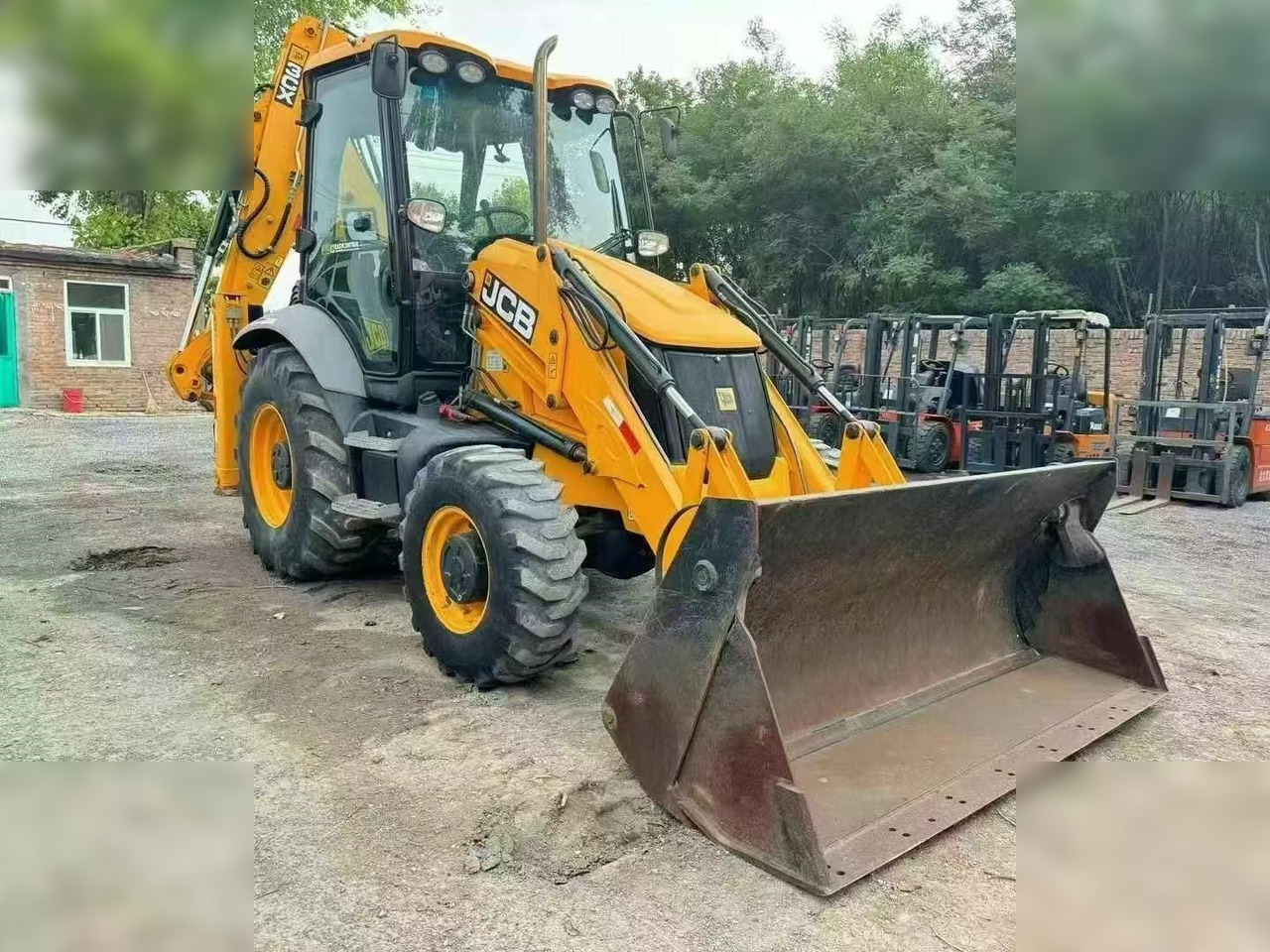 JCB 3CX - Graaflaadmachine: afbeelding 2 JCB 3CX - Graaflaadmachine: afbeelding 2