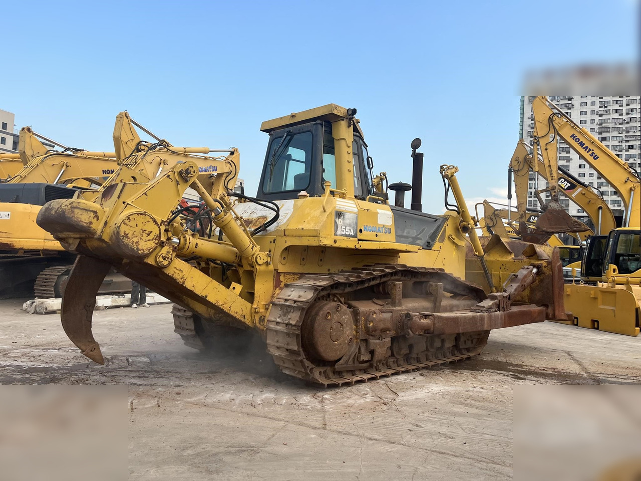 KOMATSU D155A-5 - Bulldozer: afbeelding 2 KOMATSU D155A-5 - Bulldozer: afbeelding 2