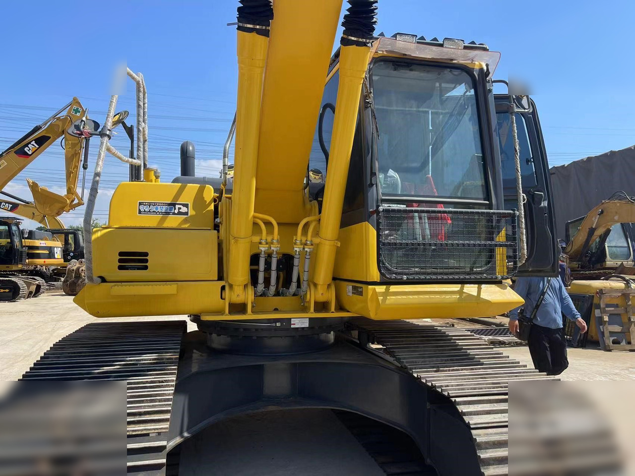 KOMATSU PC200-8 - Rupsgraafmachine: afbeelding 4 KOMATSU PC200-8 - Rupsgraafmachine: afbeelding 4