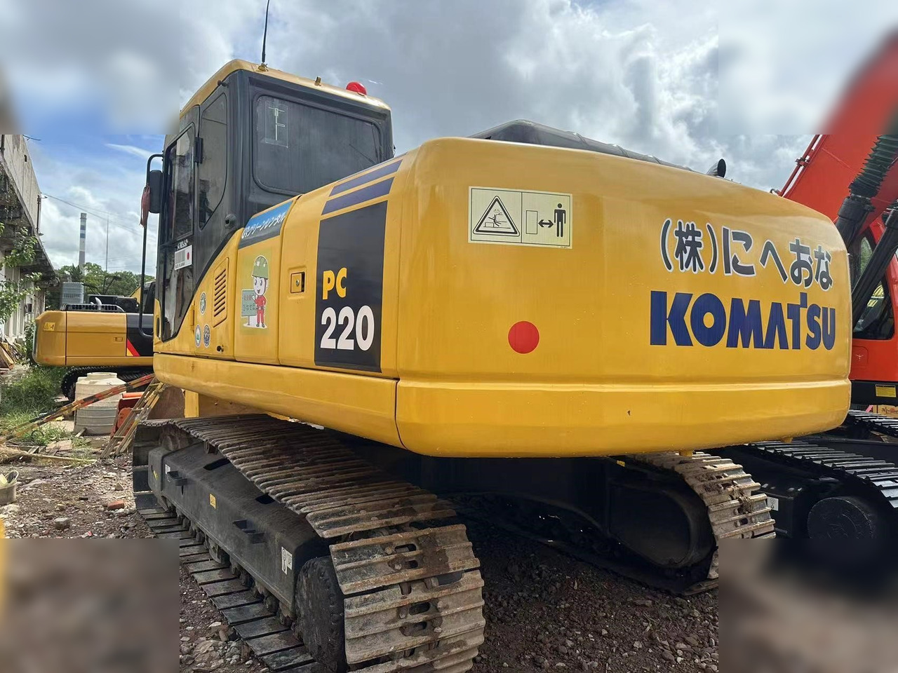 KOMATSU PC220-7 - Rupsgraafmachine: afbeelding 2 KOMATSU PC220-7 - Rupsgraafmachine: afbeelding 2