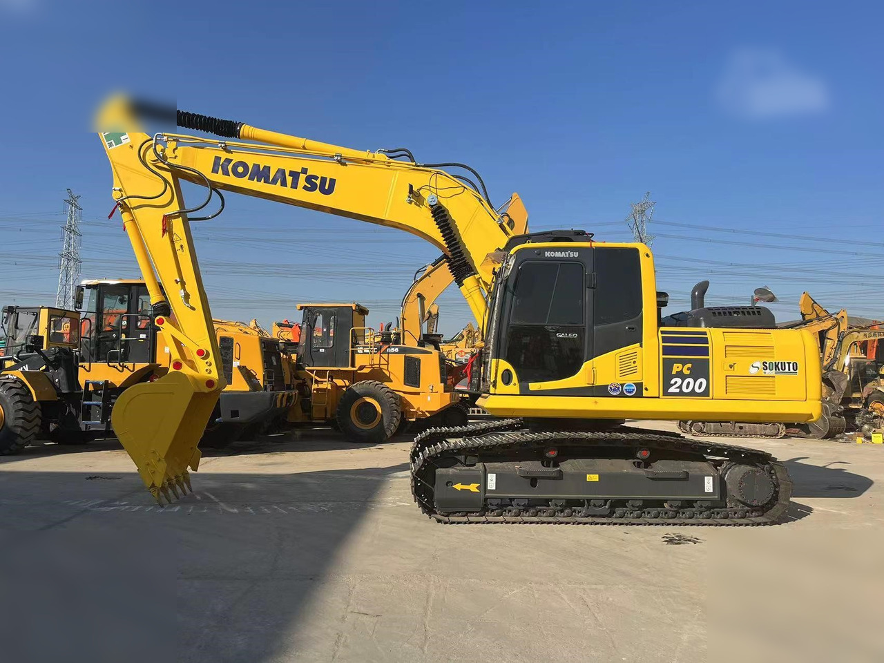 Rupsgraafmachine KOMATSU PC220-8: afbeelding 1