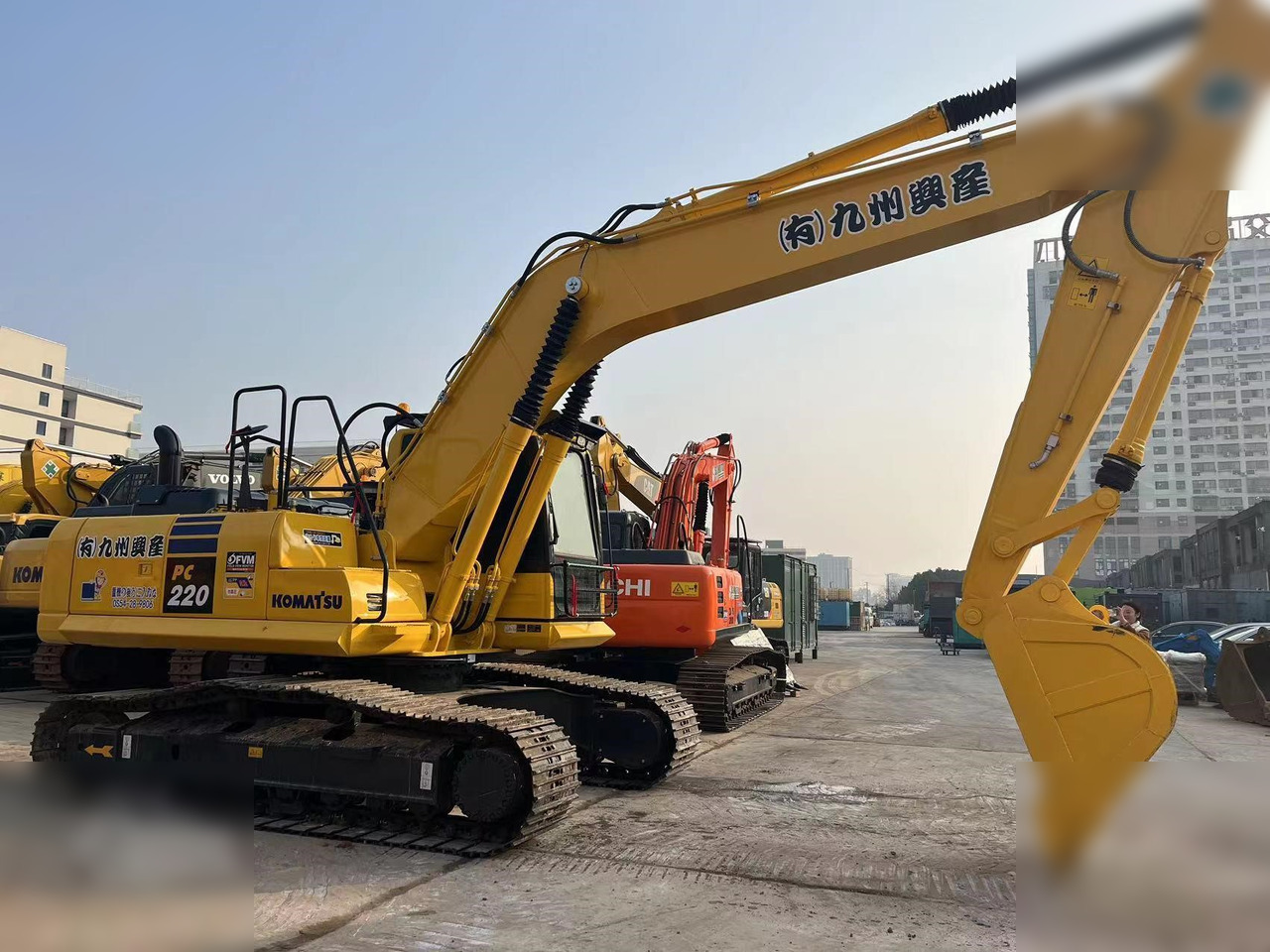 KOMATSU PC220-8M0 - Rupsgraafmachine: afbeelding 5 KOMATSU PC220-8M0 - Rupsgraafmachine: afbeelding 5