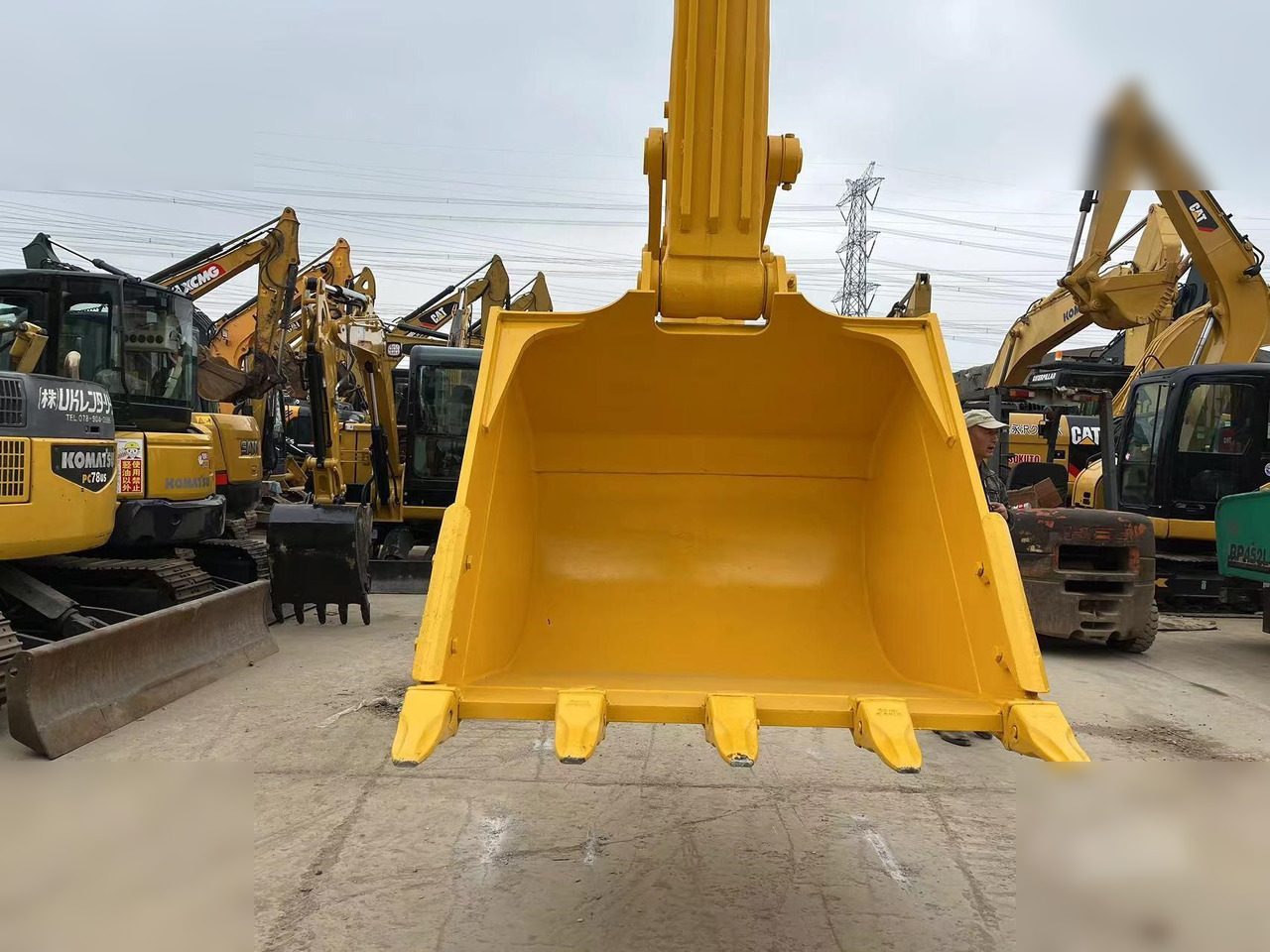KOMATSU PC450-8 - Rupsgraafmachine: afbeelding 4 KOMATSU PC450-8 - Rupsgraafmachine: afbeelding 4