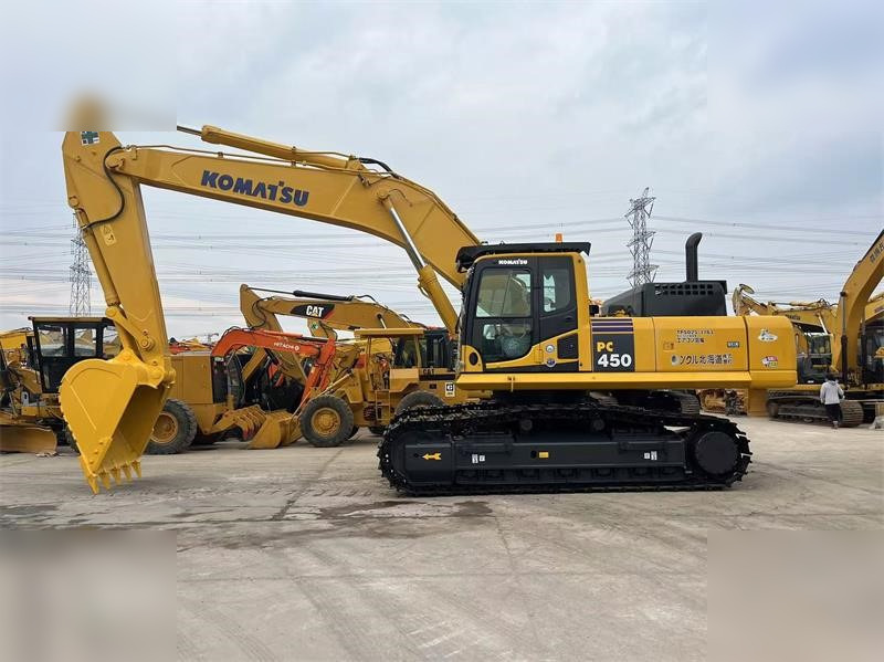 KOMATSU PC450-8 - Rupsgraafmachine: afbeelding 1 KOMATSU PC450-8 - Rupsgraafmachine: afbeelding 1