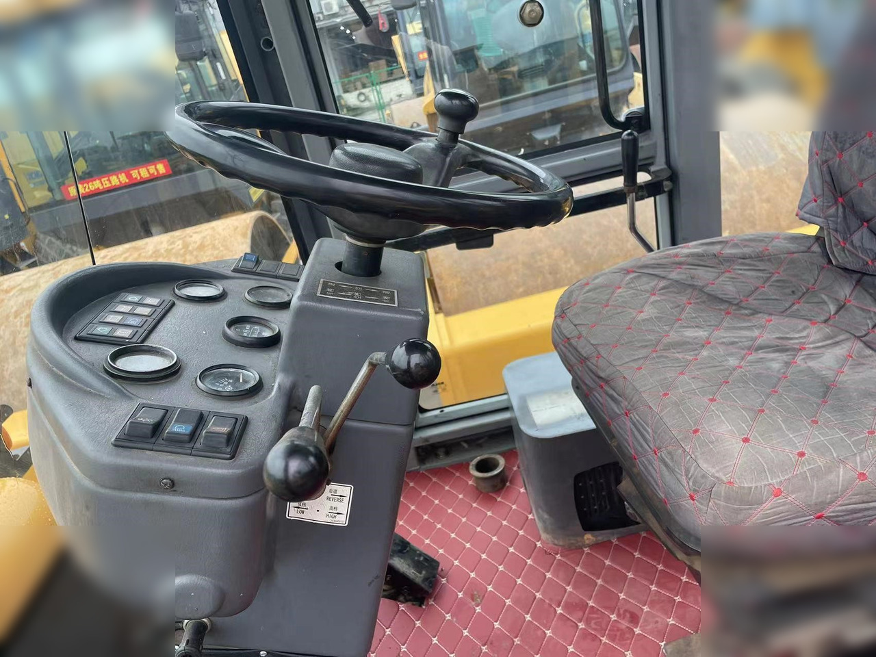 SDLG LGB680 - Graaflaadmachine: afbeelding 4 SDLG LGB680 - Graaflaadmachine: afbeelding 4