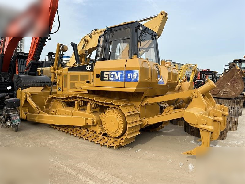 SEM 816 - Bulldozer: afbeelding 3 SEM 816 - Bulldozer: afbeelding 3