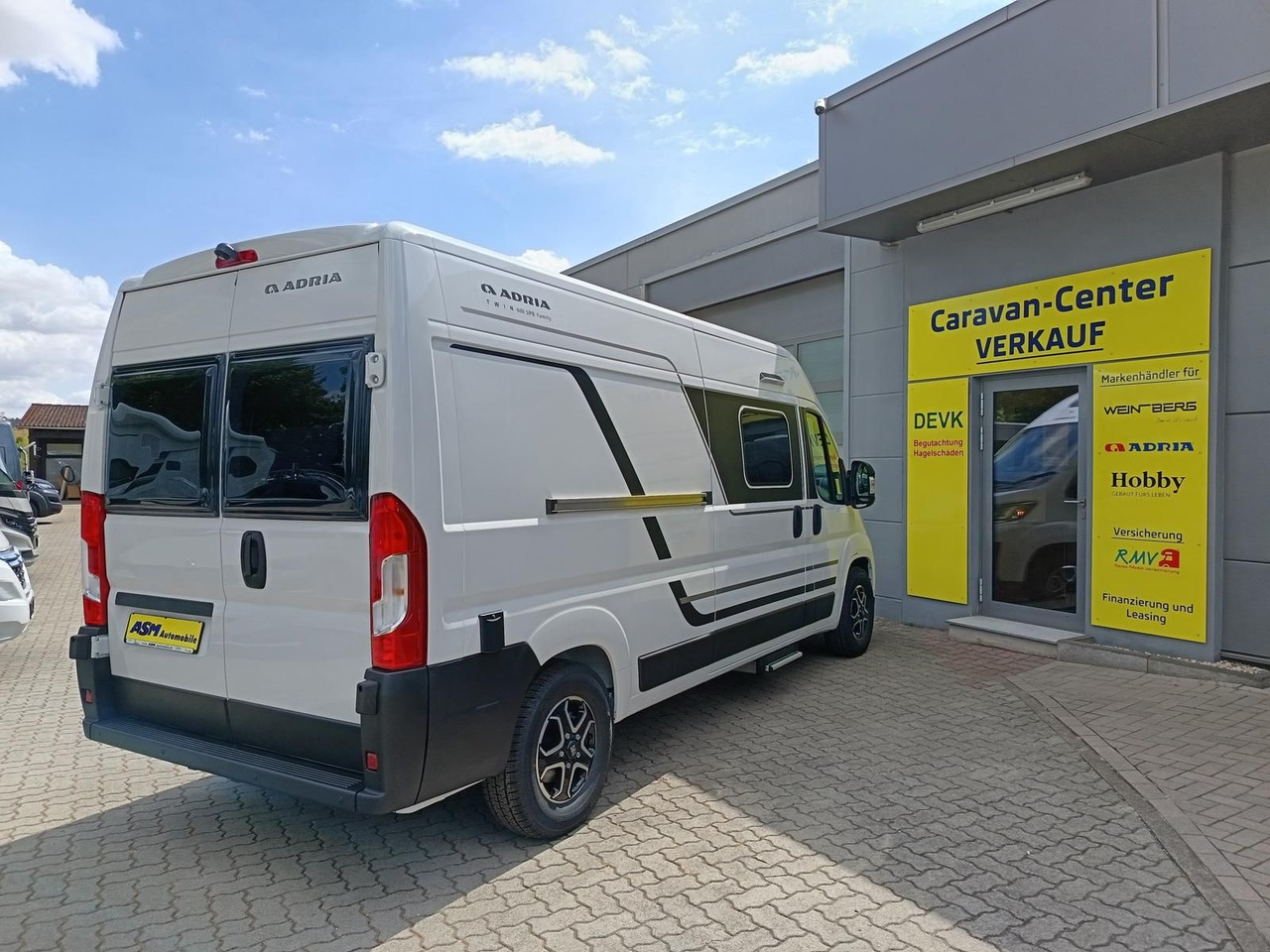 Adria Twin Twin 600 SPB Family*SAFETY*STYLE*DAB*SOFORT - Buscamper: afbeelding 5 Adria Twin Twin 600 SPB Family*SAFETY*STYLE*DAB*SOFORT - Buscamper: afbeelding 5