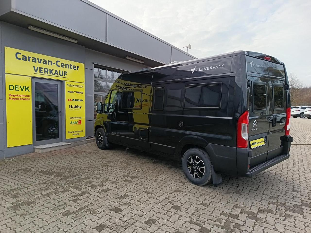 Clever Spirit 600*140 PS*LÄNGSBETTEN*SOFORT VERFÜGBAR* - Buscamper: afbeelding 4 Clever Spirit 600*140 PS*LÄNGSBETTEN*SOFORT VERFÜGBAR* - Buscamper: afbeelding 4