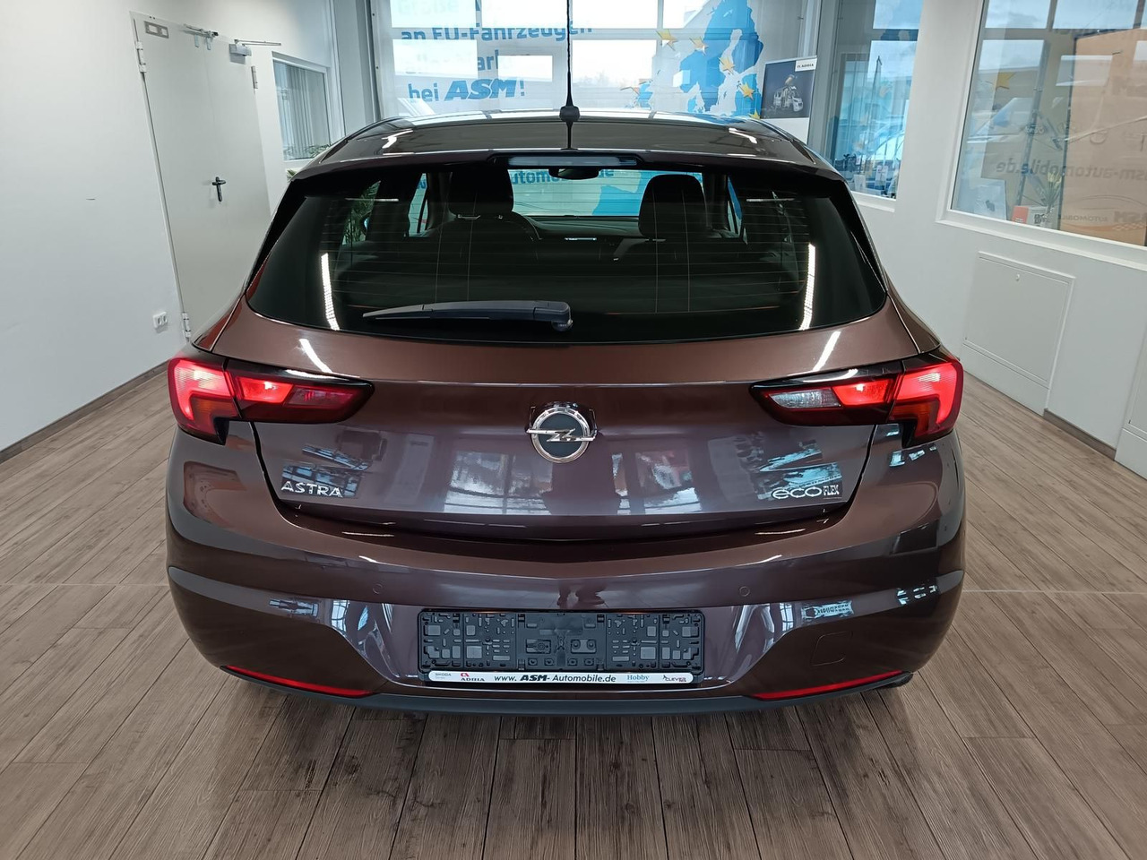 Opel Astra K Lim. 1,0 TURBO 77 kW*TEMP*KLIMA*PDC*SHZ* - Sedan: afbeelding 5 Opel Astra K Lim. 1,0 TURBO 77 kW*TEMP*KLIMA*PDC*SHZ* - Sedan: afbeelding 5