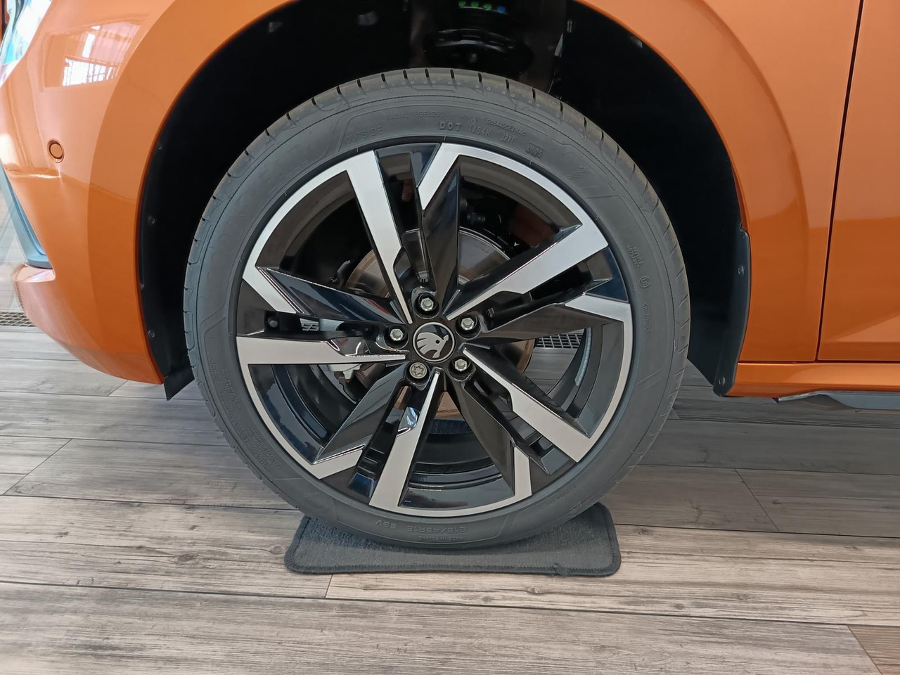 SUV Skoda Kamiq Monte Carlo 1,5 TSI DSG*PANO*AHK*5J.GARANT: afbeelding 23