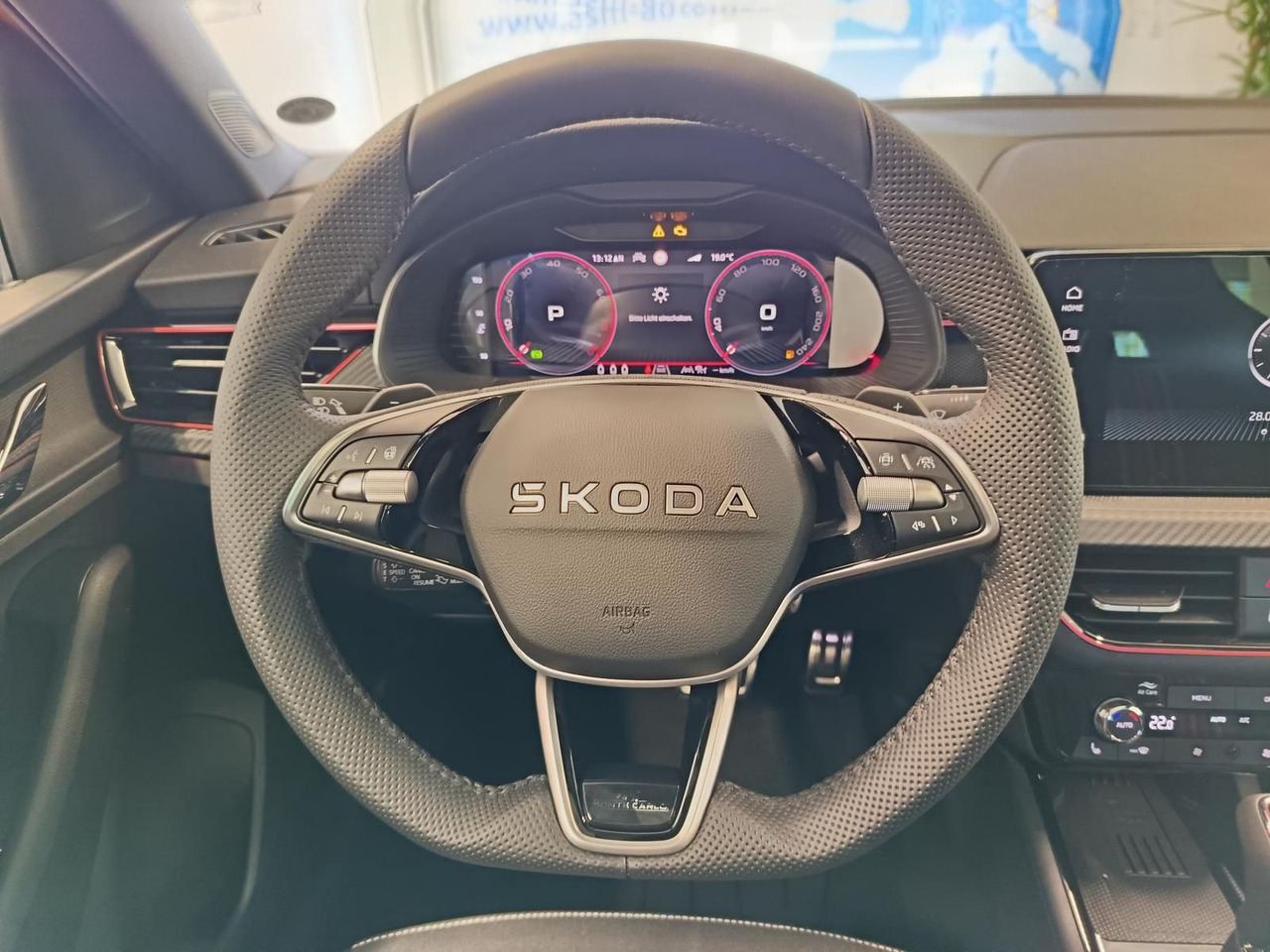 SUV Skoda Kamiq Monte Carlo 1,5 TSI DSG*PANO*AHK*5J.GARANT: afbeelding 8