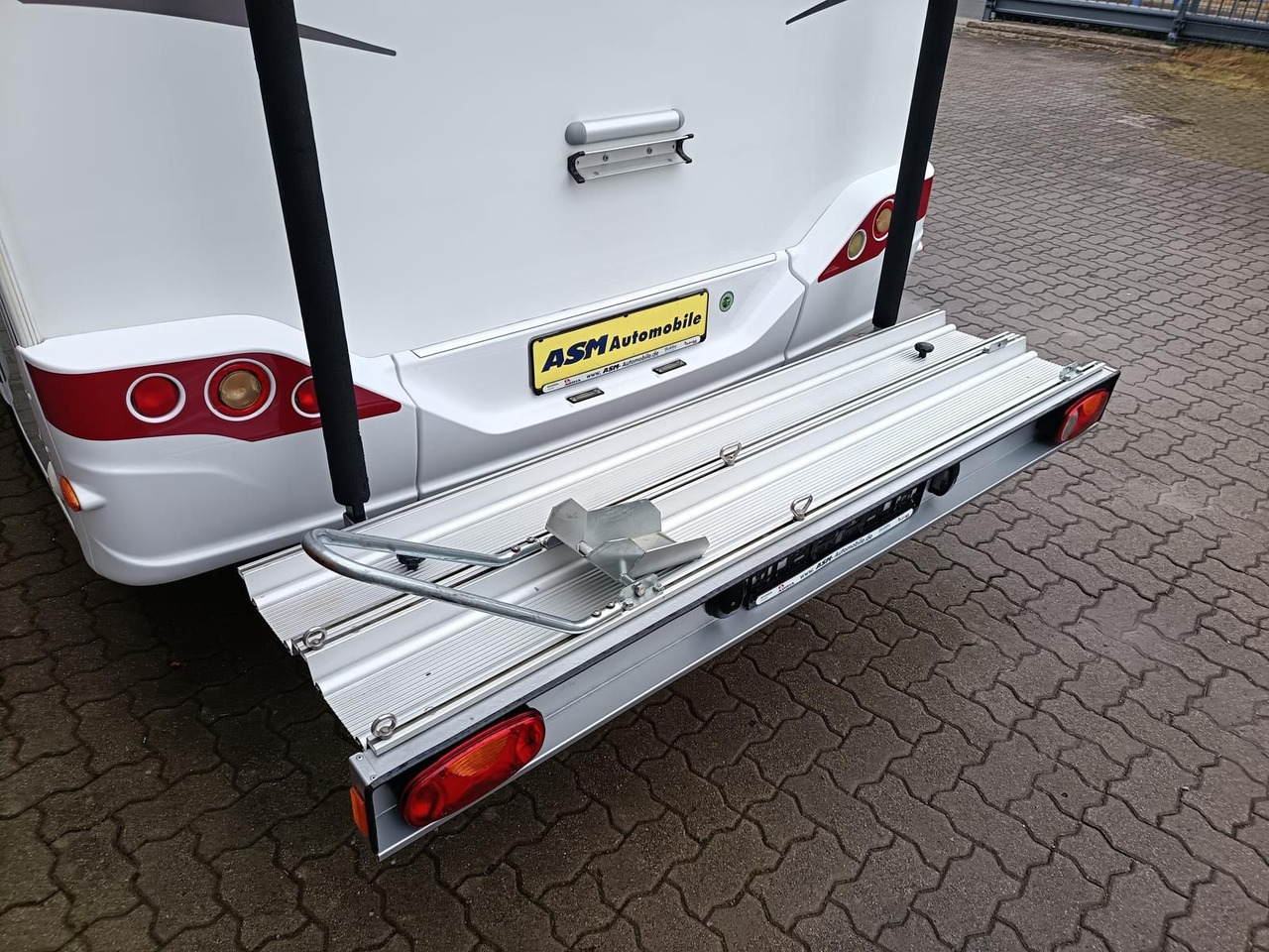 Half integraal camper Sunlight T 58*MARKISE*SOLAR*SAT*TV*ROLLER TRÄGER: afbeelding 7 Half integraal camper Sunlight T 58*MARKISE*SOLAR*SAT*TV*ROLLER TRÄGER: afbeelding 7