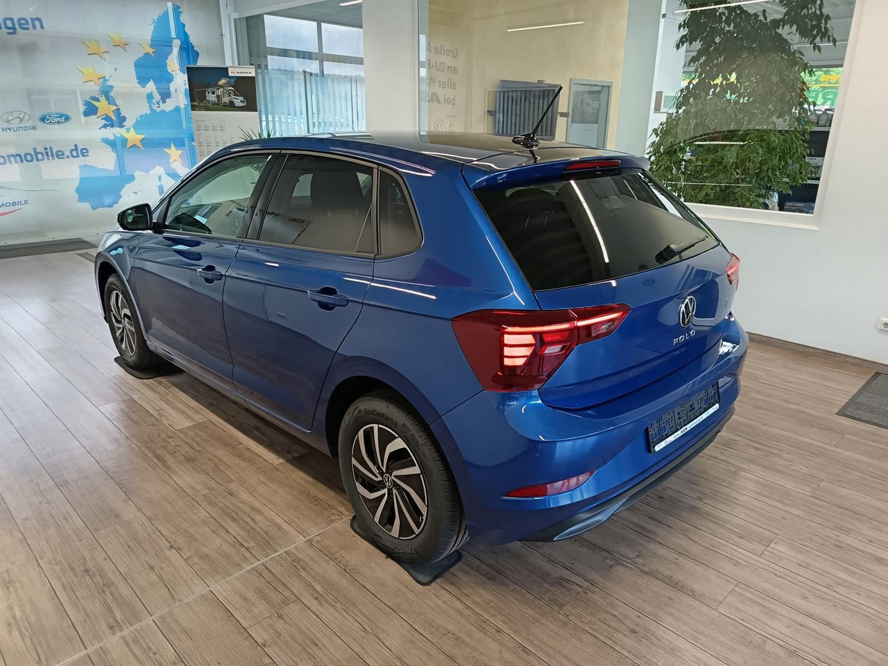 Volkswagen Polo Life 1.0 TSI 70 kW*LED*R-KAM*TEMP*PDC*SHZ* - Personenwagen: afbeelding 4 Volkswagen Polo Life 1.0 TSI 70 kW*LED*R-KAM*TEMP*PDC*SHZ* - Personenwagen: afbeelding 4