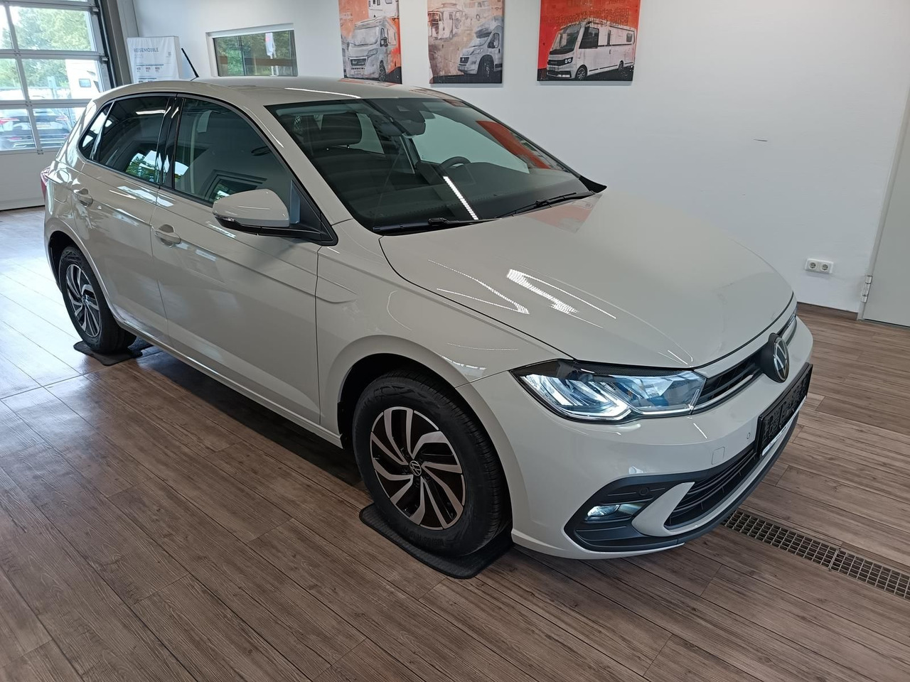 Volkswagen Polo Life 1.0 TSI 70kW DSG*LED*ACC*R-KAM*DAB*PDC - Personenwagen: afbeelding 3 Volkswagen Polo Life 1.0 TSI 70kW DSG*LED*ACC*R-KAM*DAB*PDC - Personenwagen: afbeelding 3