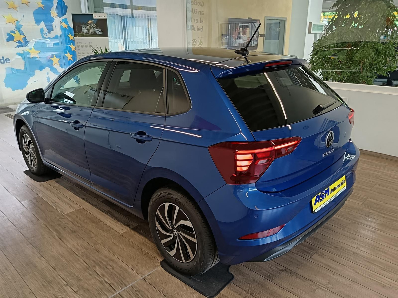 Volkswagen Polo Life 1.0 TSI 70kW DSG*LED*ACC*R-KAM*DAB*PDC - Personenwagen: afbeelding 4 Volkswagen Polo Life 1.0 TSI 70kW DSG*LED*ACC*R-KAM*DAB*PDC - Personenwagen: afbeelding 4