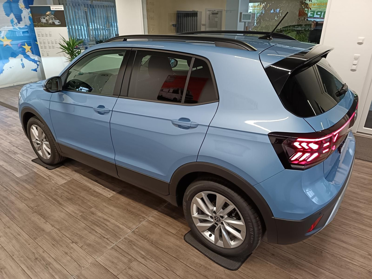 Volkswagen T-Cross Life 1.5 TSI DSG*AHK*MATRIX LED*ACC*SHZ* - SUV: afbeelding 4 Volkswagen T-Cross Life 1.5 TSI DSG*AHK*MATRIX LED*ACC*SHZ* - SUV: afbeelding 4