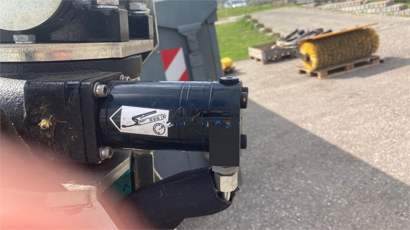 Greentec Scorpion 430-4 PLUS Hybrid bagmonteret højre - Klepelmaaier/ Mulcher: afbeelding 4 Greentec Scorpion 430-4 PLUS Hybrid bagmonteret højre - Klepelmaaier/ Mulcher: afbeelding 4