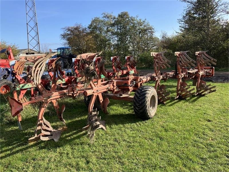 Kuhn Vari - Manager - Ploeg: afbeelding 2 Kuhn Vari - Manager - Ploeg: afbeelding 2